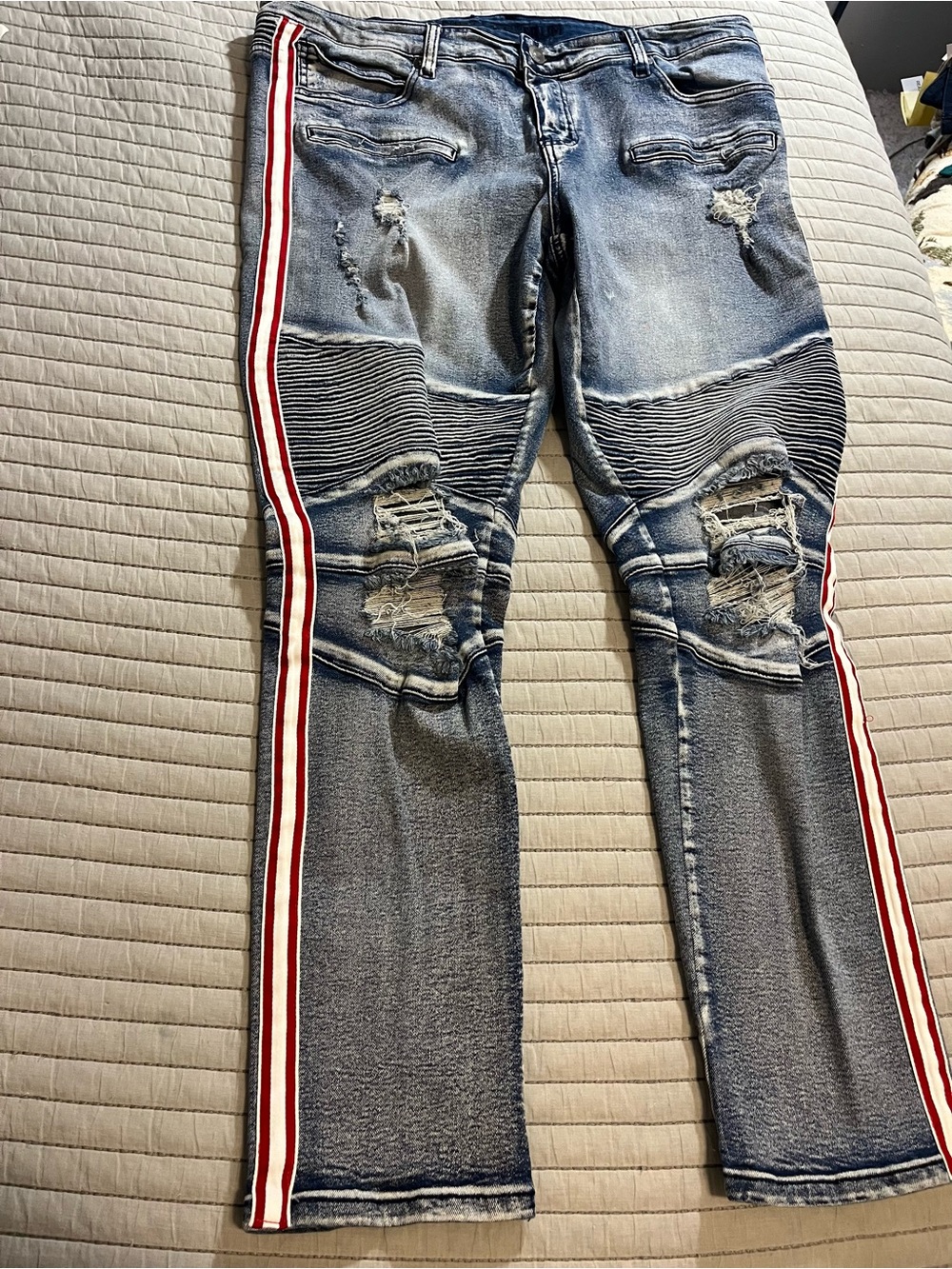 Rue21 Slim Light Blue Distressed Jeans with Red and White Side Stripes 36/32